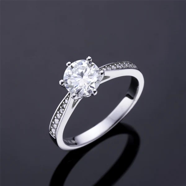 Round Moissanite Solitaire Diamond Engagement Ring